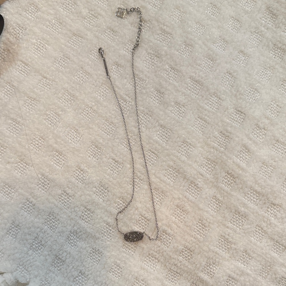 Kendra Scott Elegant Silver Pendant Necklace